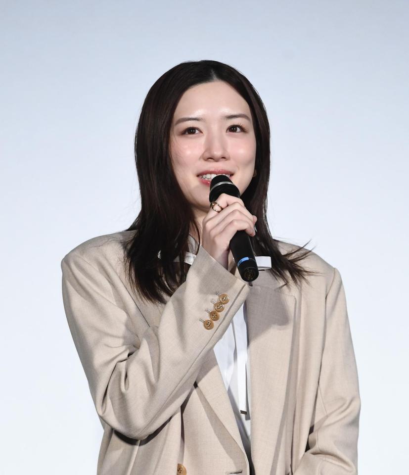 　撮影の苦労話を話す永野芽郁（撮影・園田高夫）