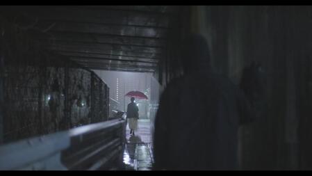 　ＡＫＢ４８・小栗有以が主演する映画「２０２５年７月５日午前４時１８分」©ＳＴＵＤＩＯ　ＳＴＲＯＬＥ