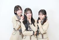 　ＡＫＢ４８の（左から）坂川陽香、伊藤百花、花田藍衣（撮影・伊藤笙子）