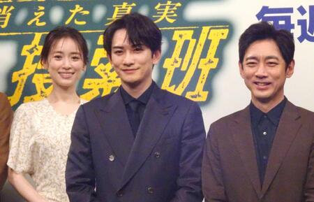 　（左から）泉里香、町田啓太、小泉孝太郎