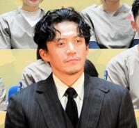 　サプライズ登場した小栗旬