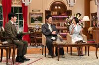 　「プラチナファミリー」でＭＣを務める小泉孝太郎（中）と高嶋ちさ子（右）。左は進行の藤森慎吾＝撮影・佐藤厚