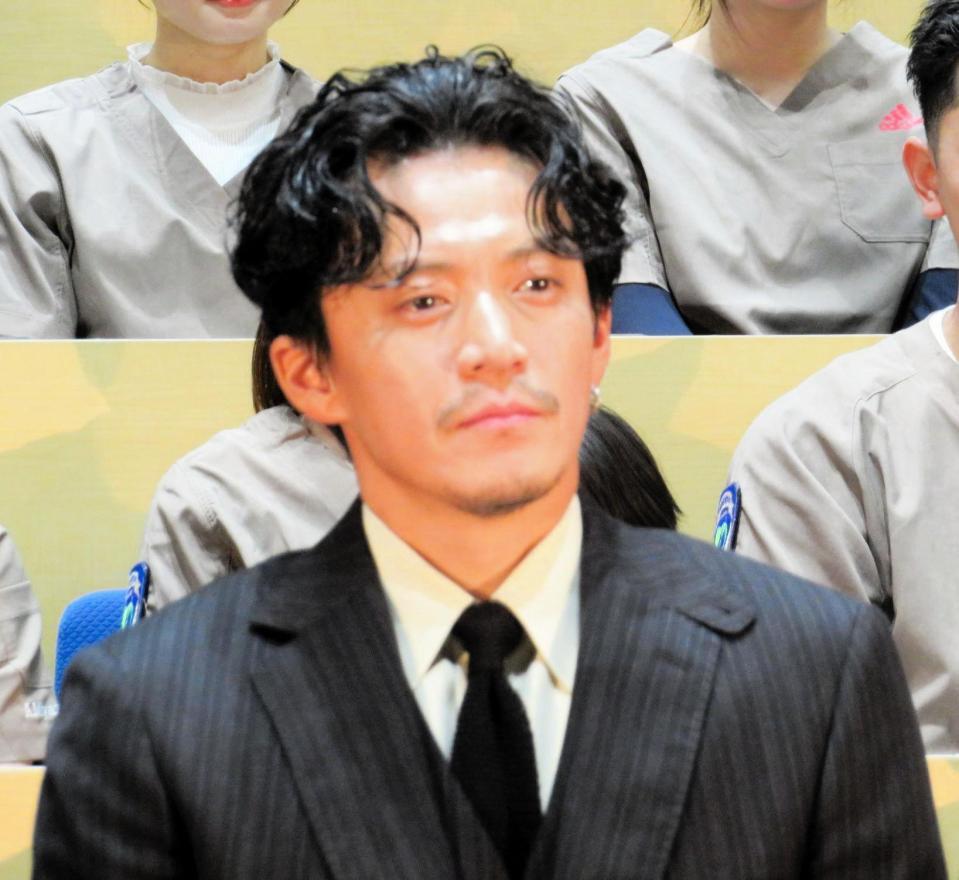 　サプライズ登場した小栗旬