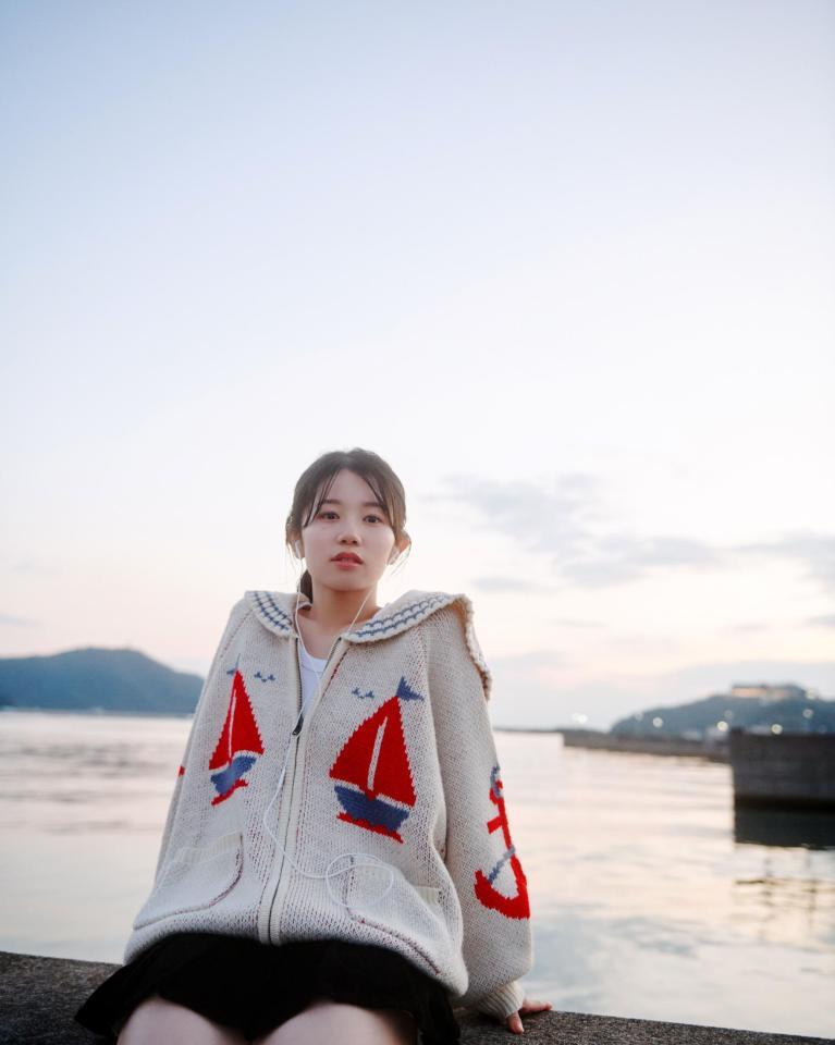 　ＡＫＢ４８・正鋳真優１ｓｔ写真集「付き合ってください」　ⓒ双葉社・撮影／北浦敦子