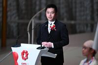 　大阪万博の開会式で歓迎の辞を述べる大阪府の吉村知事（代表撮影）