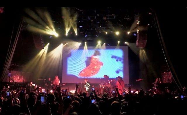 　５年半ぶりのアメリカ単独公演を開催したＤＩＲ　ＥＮ　ＧＲＥＹ＝アメリカ・Ｔｈｅ　Ｂｅｌａｓｃｏ　Ｔｈｅａｔｅｒ