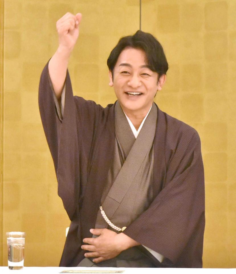 　取材会に出席した片岡愛之助