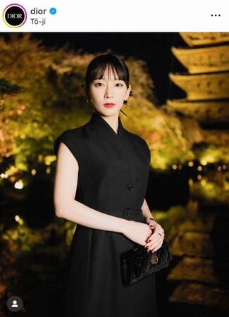 ＤＩＯＲの公式インスタグラム＠ｄｉｏｒより