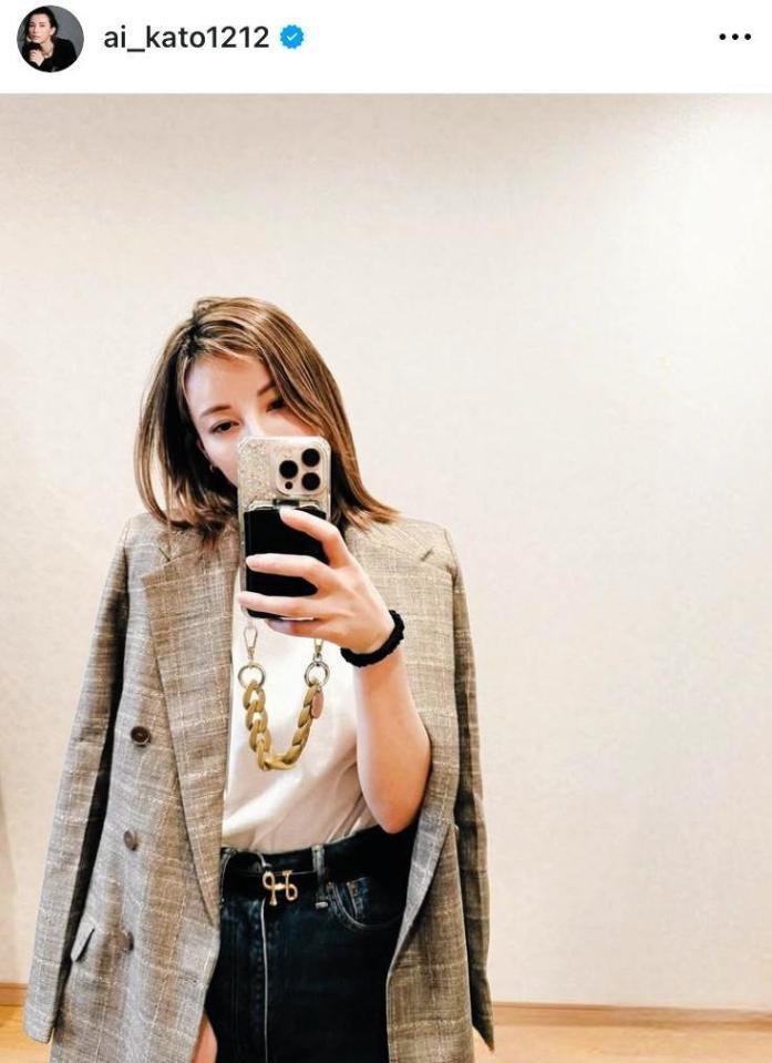 ＪＯＳＥＰＨのジャケット。加藤あいのインスタグラム＠ａｉ＿ｋａｔｏ１２１２より