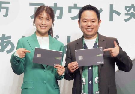 　渋谷凪咲（左）とダイアンの津田篤宏