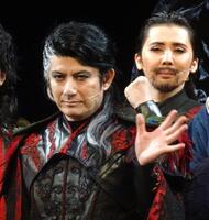 　舞台「デスティニー－アドラメレクの鏡－」に主演の佐藤アツヒロ