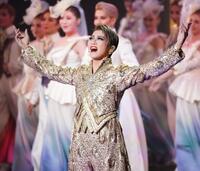 　本拠地サヨナラ公演を行う礼真琴（撮影・高部洋祐）