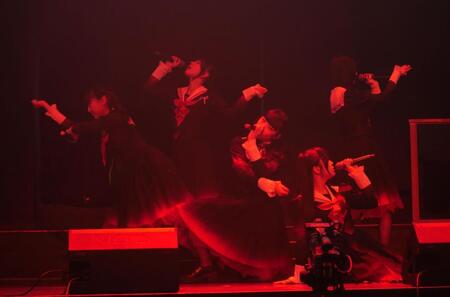 　アワードでパフォーマンスを披露したファントムシータ