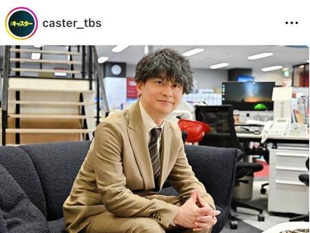 　変わらぬ爽やかさを見せる加藤晴彦。日曜劇場『キャスター』【公式】のインスタグラム＠ｃａｓｔｅｒ＿ｔｂｓより