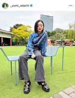 　右ひざが気になってしまう…。安達祐実のインスタグラム＠＿ｙｕｍｉ＿ａｄａｃｈｉより