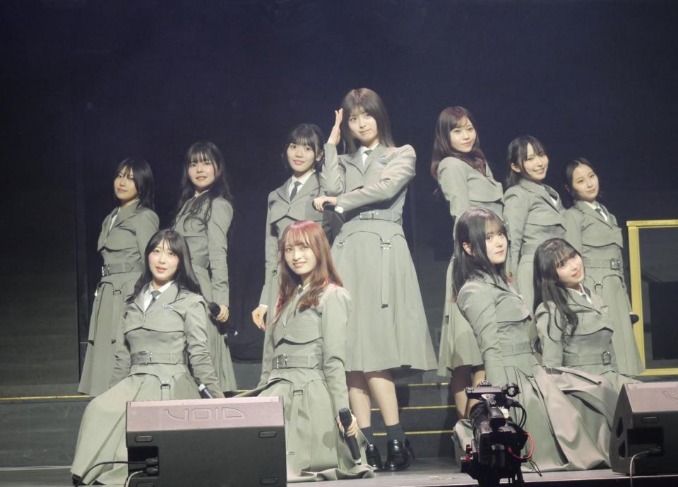 　アワードでパフォーマンスを披露したＷＨＩＴＥ　ＳＣＯＲＰＩＯＮ