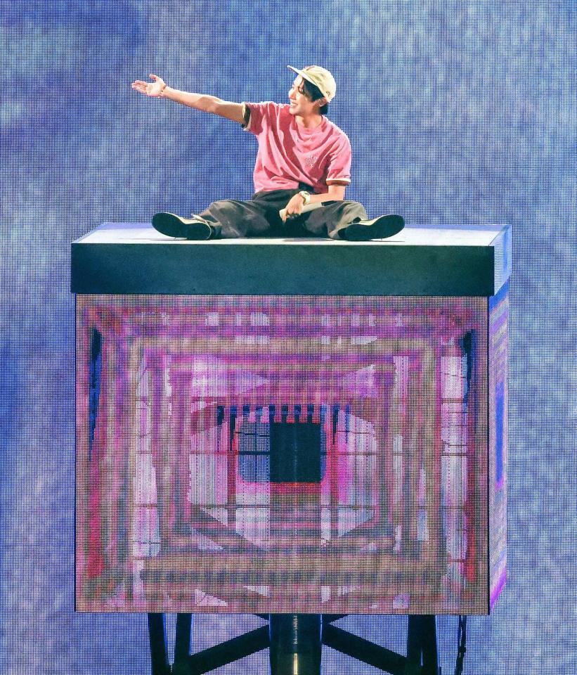 　会場を盛り上げるＪ－ＨＯＰＥ　ⓟ＆ⓒＢＩＧＨＩＴ　ＭＵＳＩＣ