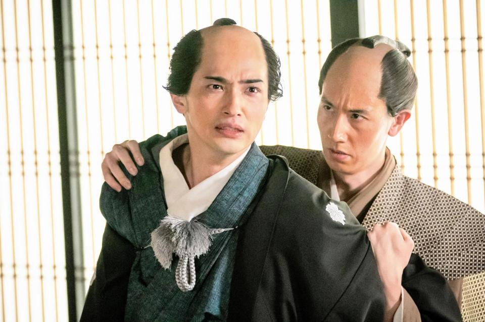 　源内の件で感情を露わにする蔦重。ＮＨＫ大河ドラマ「べらぼう～蔦重栄華乃夢噺～」より