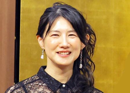 熱狂的阪神ファンの女優　佐藤輝の本塁打数を「６０本ぐらい」と予想