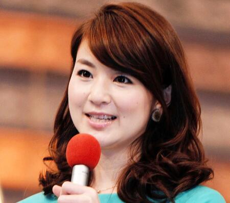 「美しすぎてヤバい♥」ロンドン在住３児ママ女子アナ　シャネル＆ヒールで家族ノルウェー旅　父は外交官、英語堪能