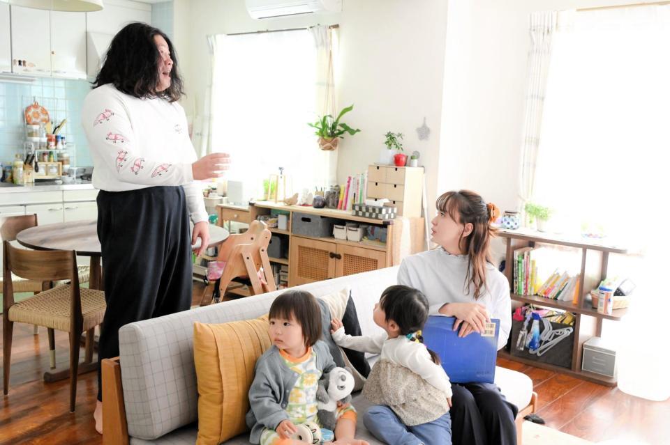詩穂の夫は子供が増えていてびっくり！ＴＢＳ「対岸の家事」より
