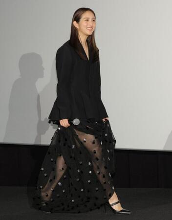 　登壇する堀田茜（撮影・棚橋慶太）