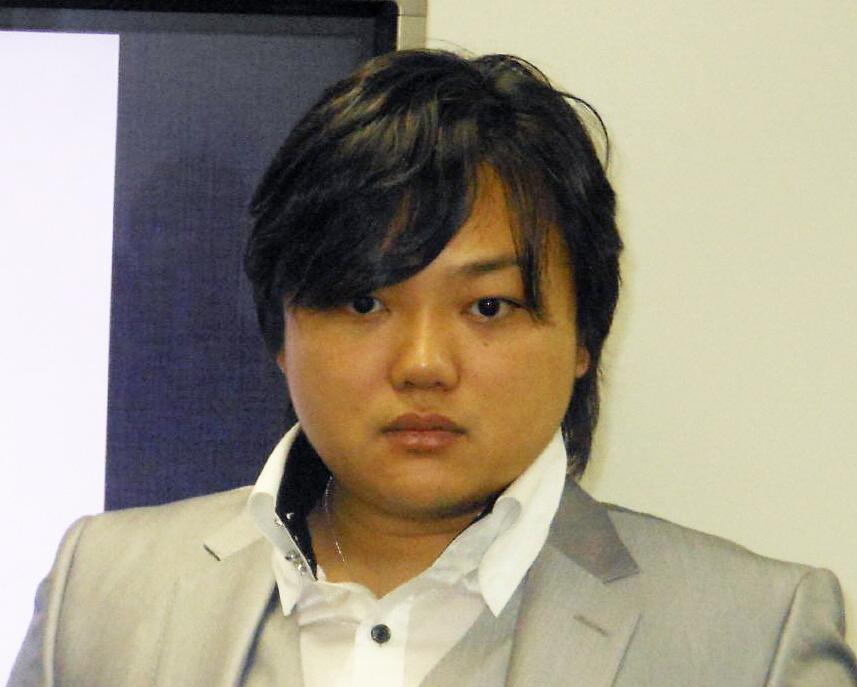 　与沢翼氏