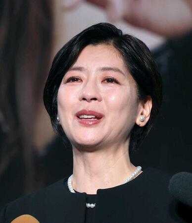 　中山美穂さんとの思い出を話す妹・忍（撮影・佐々木彰尚）