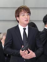 　中山美穂さんのお別れ会に参列した上地雄輔（撮影・佐々木彰尚）