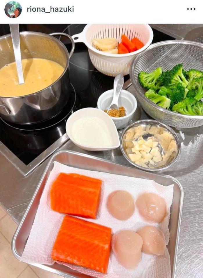 フレンチを料理中。葉月里緒奈のインスタグラム＠ｒｉｏｎａ＿ｈａｚｕｋｉより