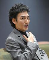 映画の題材になっている新幹線の思い出を語る草彅剛（撮影・伊藤笙子）