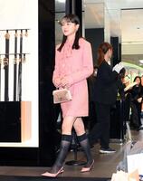 　「ドルチェ＆ガッバーナ　銀座　リニューアルオープンイベント」に登場した上坂樹里（撮影・堀内翔）