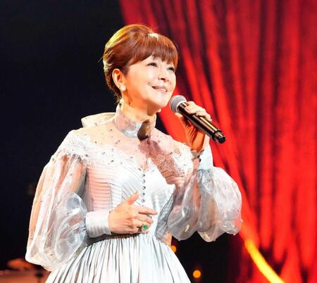 　デビュー５０周年記念コンサートを行った岩崎宏美
