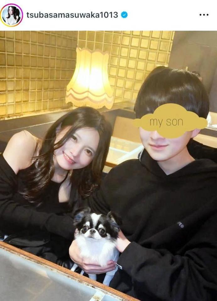 益若つばさのインスタグラム＠ｔｓｕｂａｓａｍａｓｕｗａｋａ１０１３より