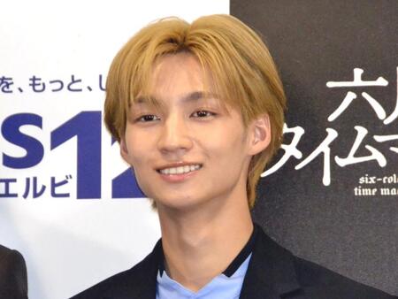 　ドラマ「六月のタイムマシン」放送直前記者会見に登場した志賀李玖