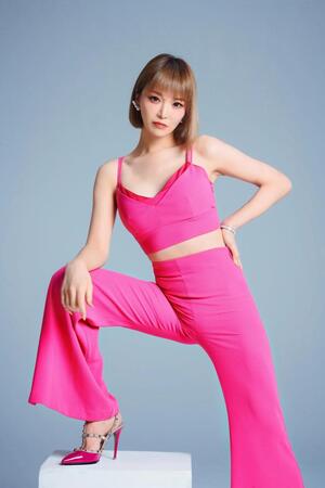 　エイベックス・クランに所属する矢神サラ