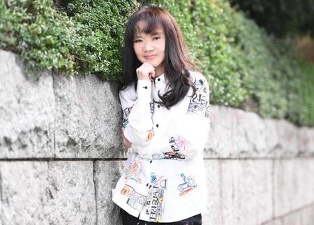 　デビュー５０周年ライブへの思いを語った山崎ハコ（撮影・堀内翔）