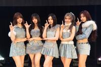 　初のショーケースライブを行ったＭＡＤＥＩＮの（左から）ＳＥＲＩＮＡ、ＹＥＳＥＯ、ＭＡＳＨＩＲＯ、ＮＡＧＯＭＩ、ＭｉＵ　（ｃ）Ｂ　ＺＯＮＥ，Ｉｎｃ．／１４３ｅｎｔｅｒｔａｉｎｍｅｎｔ