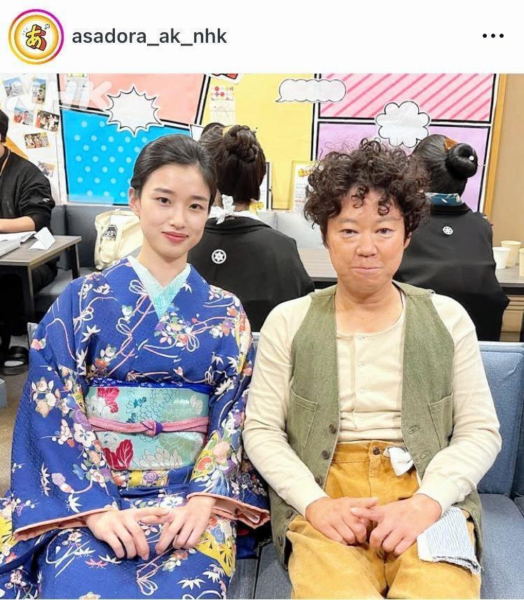 指元に注目！ふてほど２ショット。朝ドラ「あんぱん」公式のインスタグラム＠ａｓａｄｏｒａ＿ａｋ＿ｎｈｋより