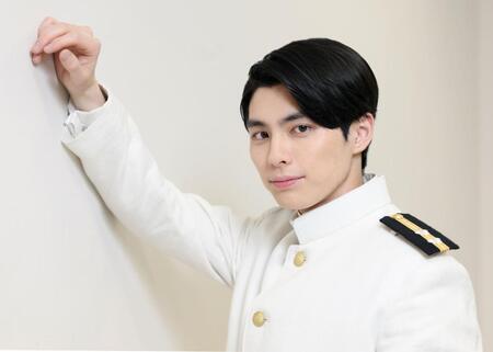 　飽和１１年を舞台にしたラブコメに挑戦中の本田響矢（撮影・金田祐二）