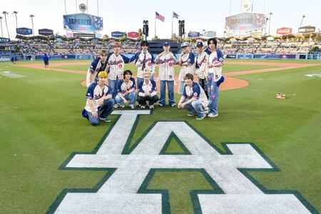 　ドジャー・スタジアムでライブを行ったＪＯ１©ＬＡＰＯＮＥ　ＥＮＴＥＲＴＡＩＮＭＥＮＴ