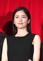 　小芝風花＝２０２４年１２月撮影