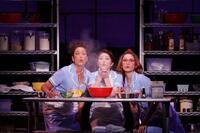 　（左から）ＬｉＬｉＣｏ、高畑充希、ソニン