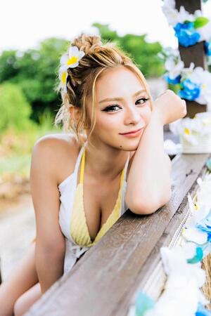 　まぁみ２ｎｄ写真集「ちゃおっすぽいーん」の１カット