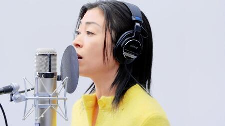 　「ＴＨＥ　ＦＩＲＳＴ　ＴＡＫＥ」に初登場し、新曲「Ｍｉｎｅ　ｏｒ　Ｙｏｕｒｓ」メディア初パフォーマンスした宇多田ヒカル