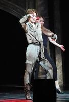 　宝塚退団後初コンサートで熱いステージングの彩風咲奈