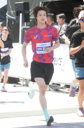 　マラソン中も涼しげな表情のＫ