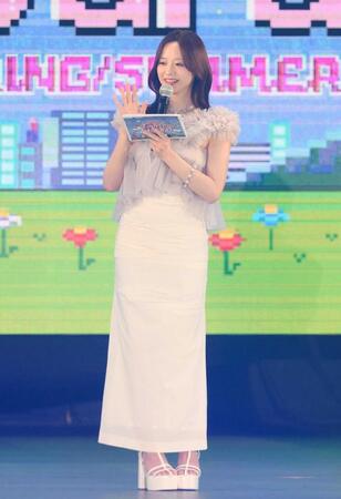 　ＭＣを務める森香澄