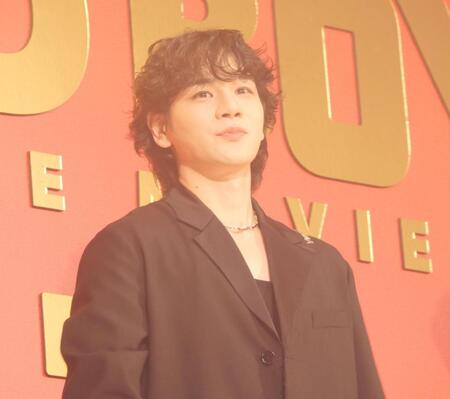 　イベントに出席した豆原一成