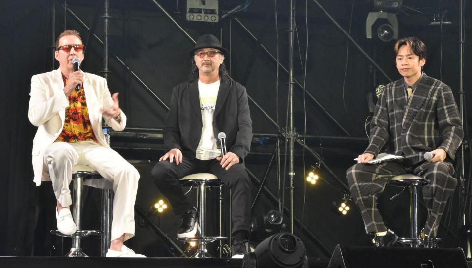 　共演した（左から）ニコラス・ケイジ、大塚明夫、中丸雄一